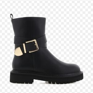 NWT Chinese Laundry Adriel Smooth Bootie